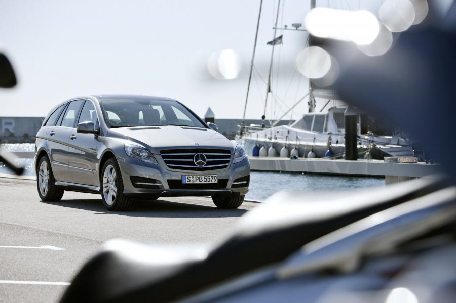  Mercedes-Benz R-Class 2011 года  (фото 34 из 186)